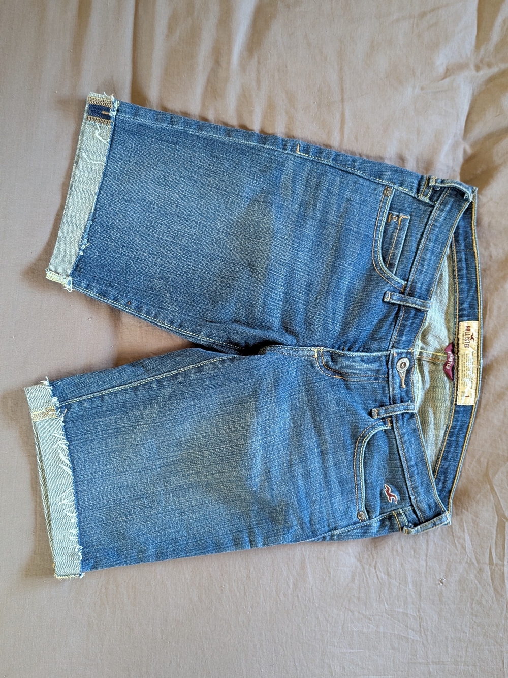 Hollister Women’s Mid-Blue Denim Bermuda Jeans
